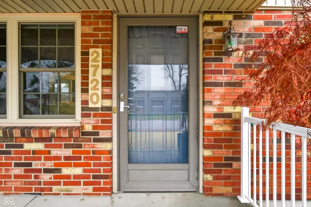 $220,000 | 2720 12th Street, Columbus, IN 47201