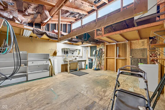 $220,000 | 2720 12th Street, Columbus, IN 47201