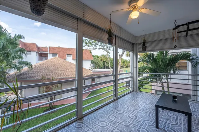 $2,000 | 8002 Lagos De Campo Boulevard, Unit B201, Tamarac, FL 33321