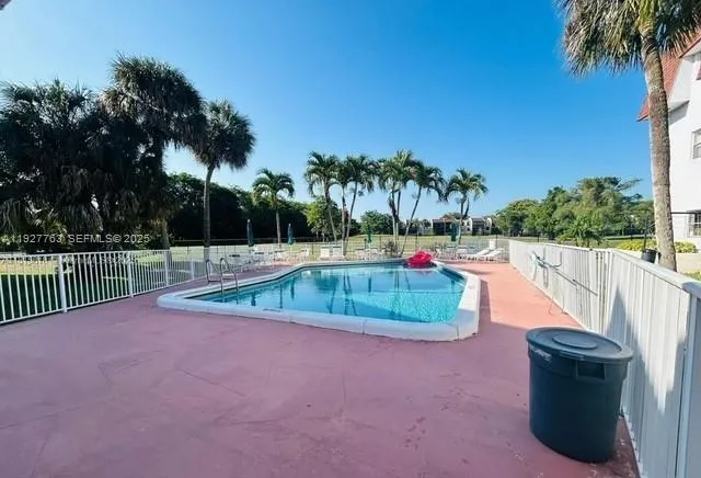 $2,000 | 8002 Lagos De Campo Boulevard, Unit B201, Tamarac, FL 33321