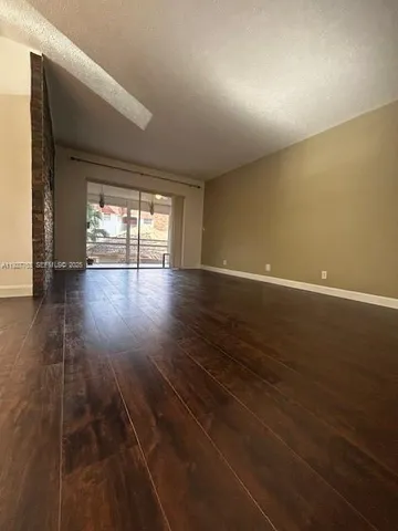 $2,000 | 8002 Lagos De Campo Boulevard, Unit B201, Tamarac, FL 33321