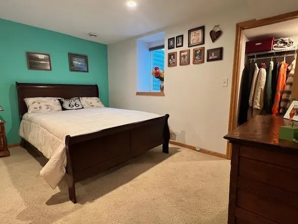 $299,000 | 25397 Highway 218, Austin, MN 55912