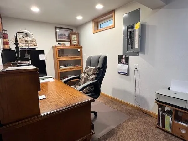 $299,000 | 25397 Highway 218, Austin, MN 55912