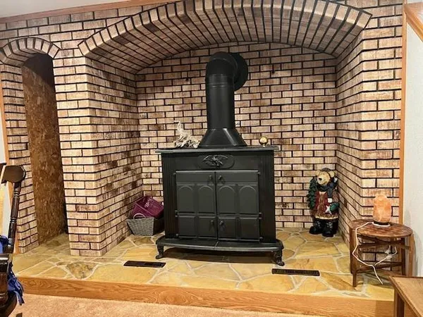 $299,000 | 25397 Highway 218, Austin, MN 55912