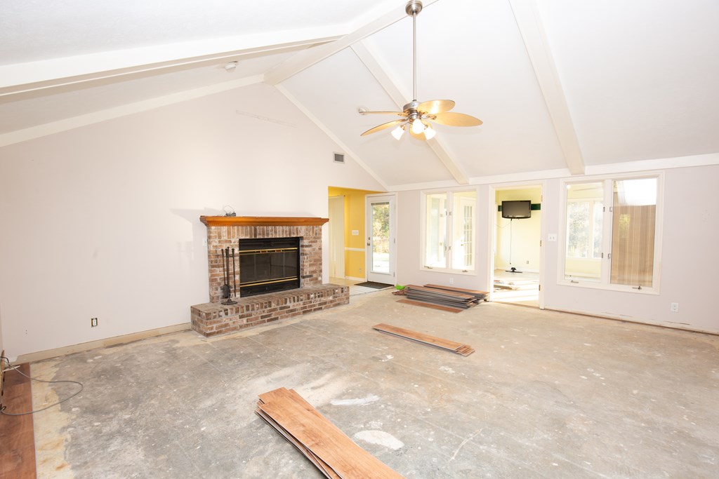 6916 Lynch Road Midland, GA 31820 - Photo 19 of 36 Great Room