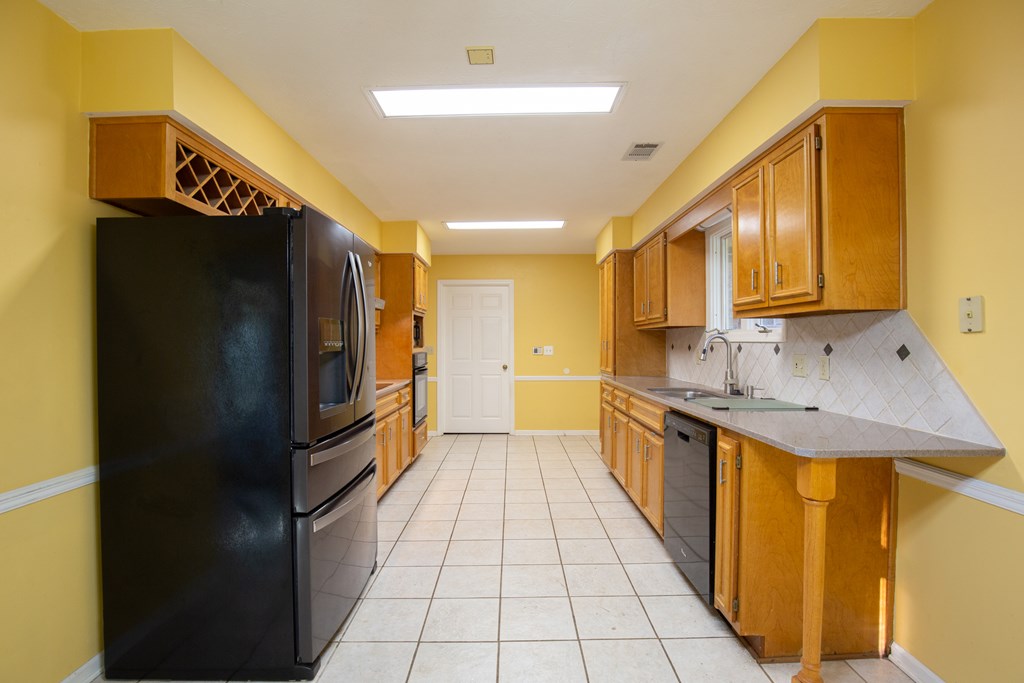 6916 Lynch Road Midland, GA 31820 - Photo 6 of 36 Kitchen
