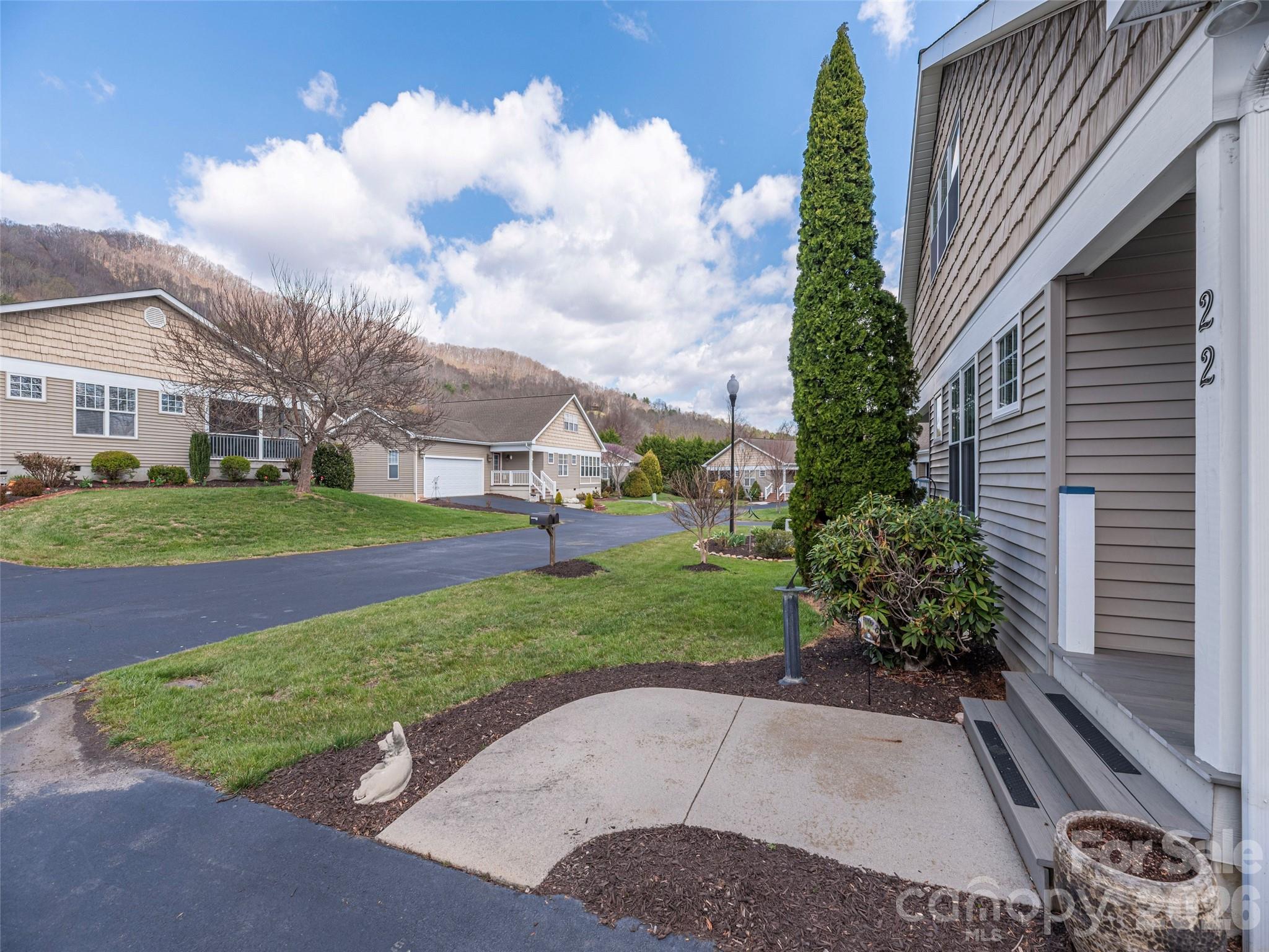 22 Cottage Loop Waynesville, NC 28785 - Photo 4 of 26 a view of a house with a yard