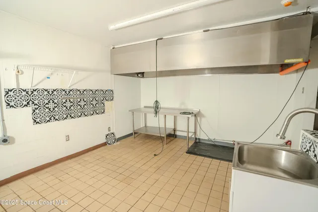 $999,990 | 5999 North Courtenay Parkway, Merritt Island, FL 32953