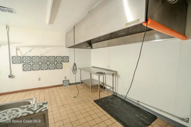 $999,990 | 5999 North Courtenay Parkway, Merritt Island, FL 32953