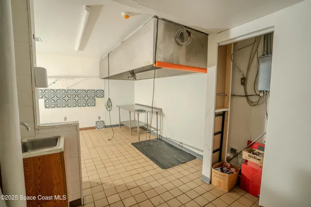 $999,990 | 5999 North Courtenay Parkway, Merritt Island, FL 32953