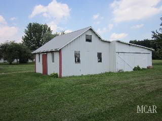 8786 Douglas Road Temperance, MI 48182 - Photo 11 of 19 20369211-10.JPG