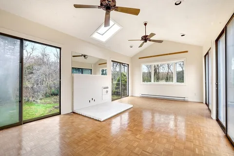 $875,000 | 34 Morningside Lane, Lincoln, MA 01773
