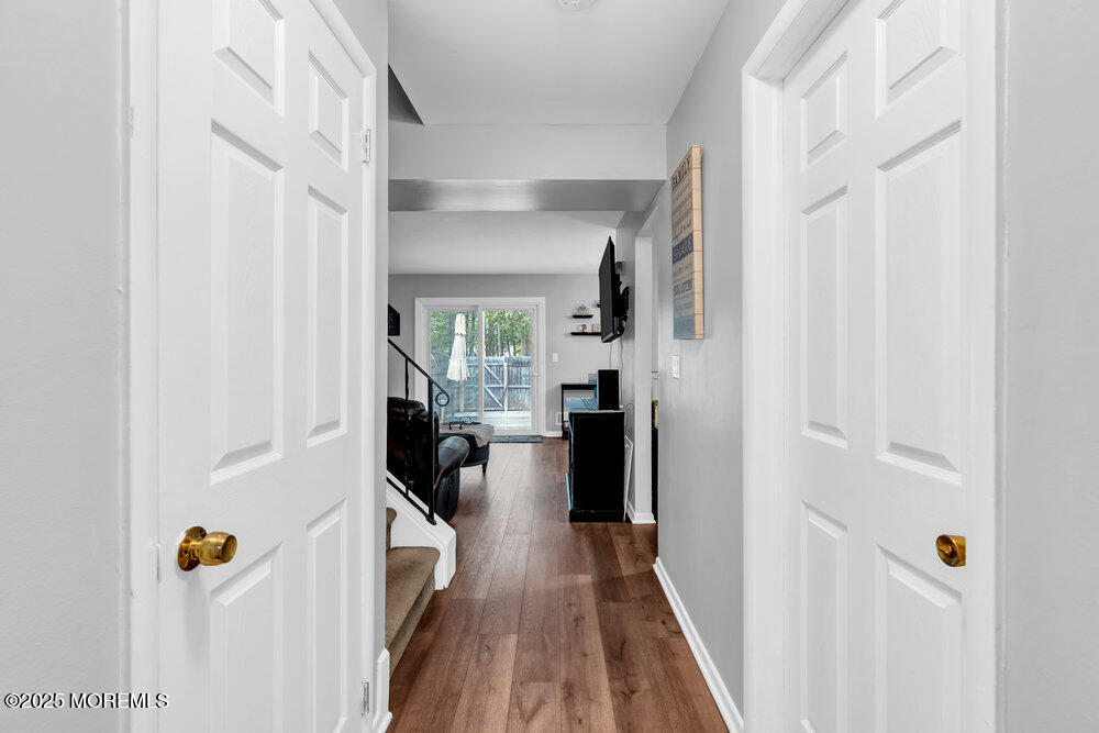 2 Elizabeth Court Howell, NJ 07731 - Photo 4 of 28 004_dsc07736_175