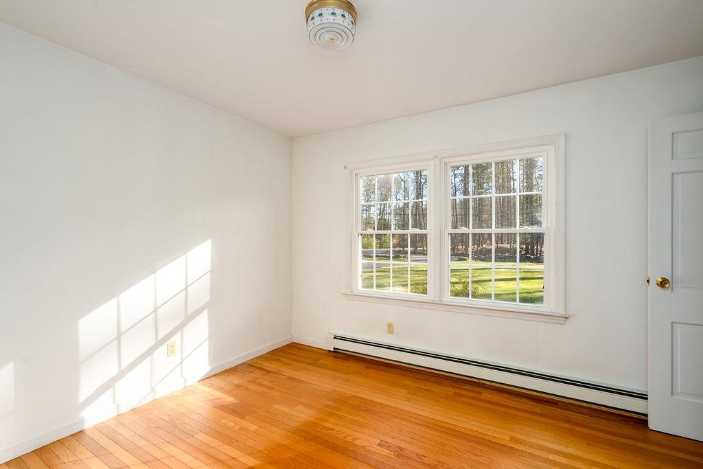 65 Bagdad Road Durham, NH 03824 - Photo 3 of 40