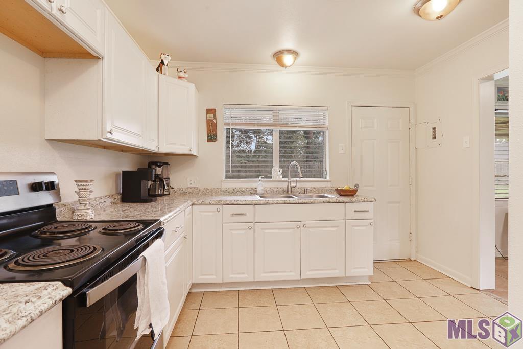 9155 South Parkview Drive Baton Rouge, LA 70815 - Photo 6 of 30