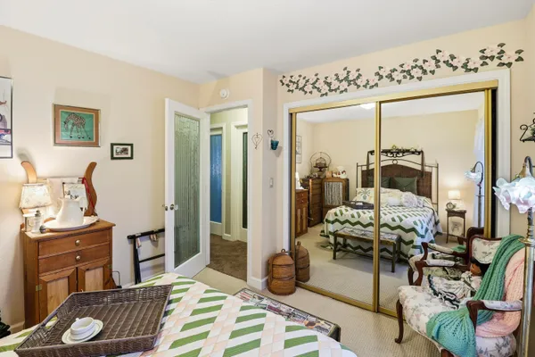 $695,000 | 20216 Lakeview Drive, Lakehead, CA 96051