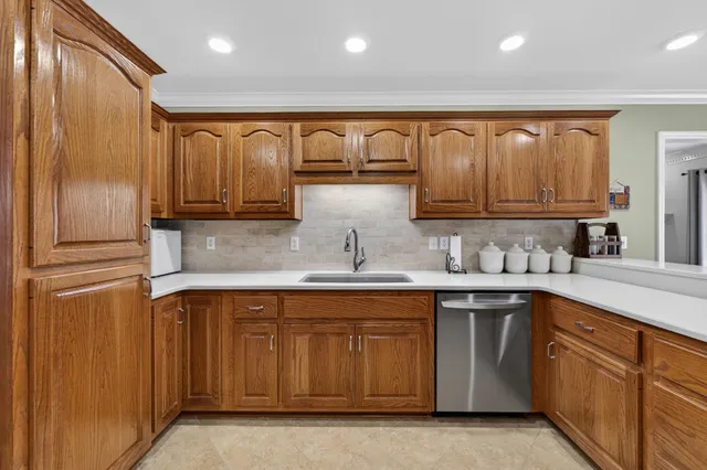 $418,000 | 8 Brown Creek Drive, Fayetteville, TN 37334