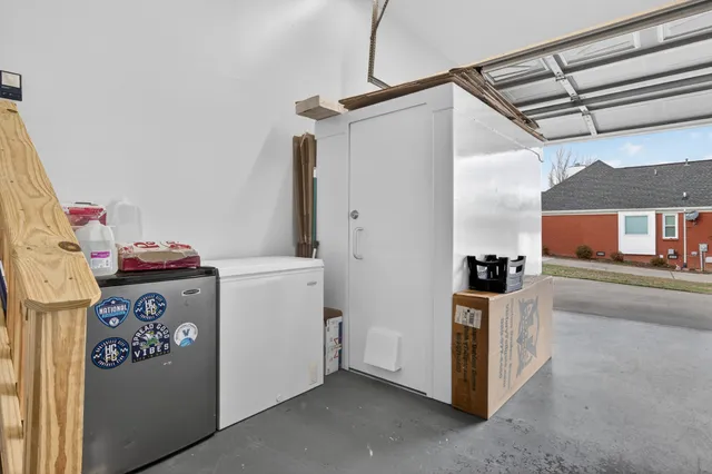 $418,000 | 8 Brown Creek Drive, Fayetteville, TN 37334