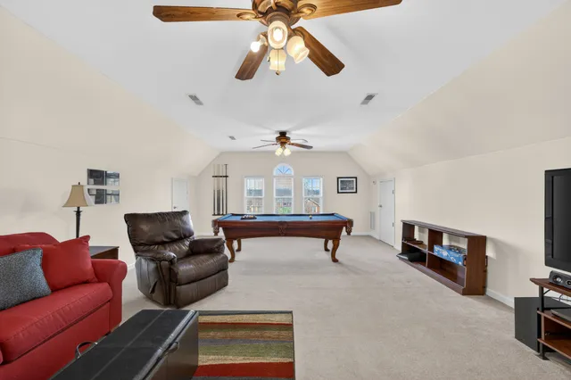 $418,000 | 8 Brown Creek Drive, Fayetteville, TN 37334