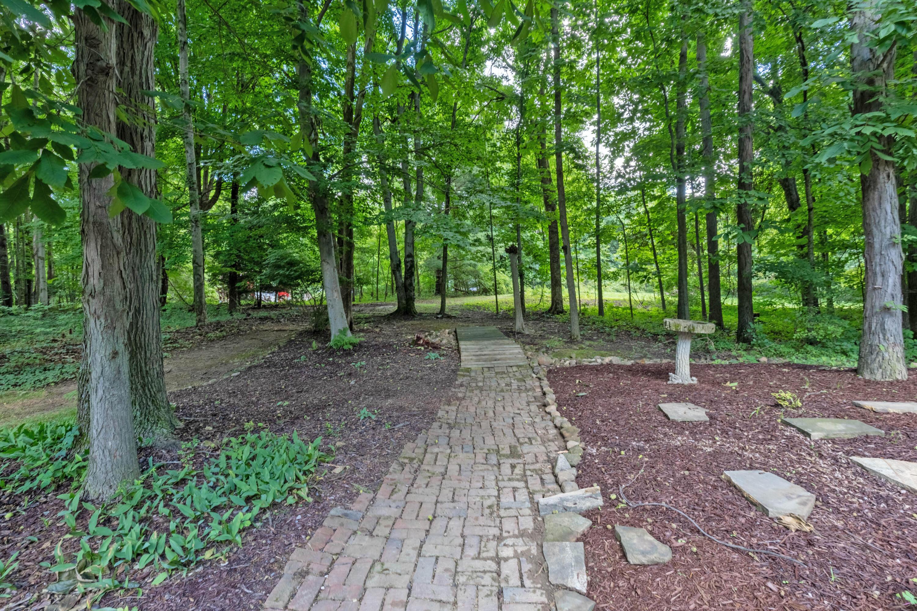 6940 Graham Road Mount Vernon, OH 43050 - Photo 59 of 70 59. Walkway