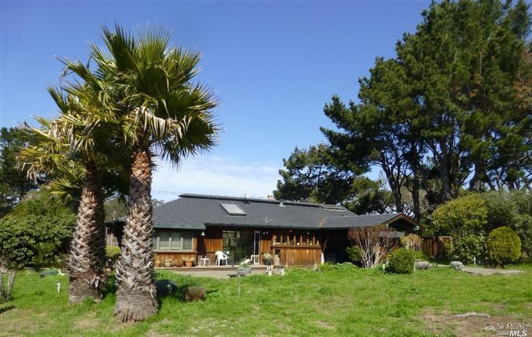15 Knob Hill Road Point Reyes Station, CA 94956 - Photo 1 of 1 a front view of a house with garden
