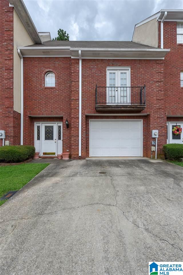 155 Sommersby Circle Pelham, AL 35124 - Photo 3 of 50