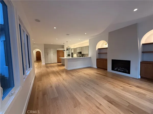 $6,995,000 | 15 Seabluff, Newport Beach, CA 92660