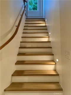 $6,550,000 | 15 Seabluff, Newport Beach, CA 92660