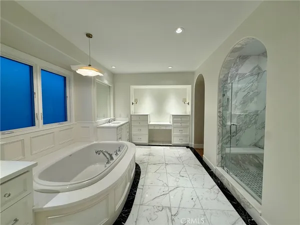 $6,995,000 | 15 Seabluff, Newport Beach, CA 92660