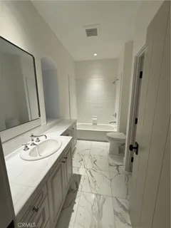 $6,550,000 | 15 Seabluff, Newport Beach, CA 92660