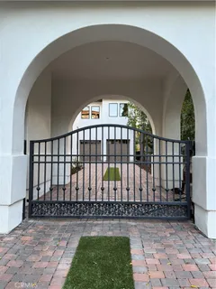 $6,550,000 | 15 Seabluff, Newport Beach, CA 92660