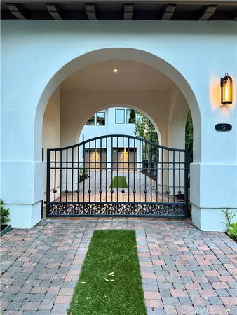 $6,995,000 | 15 Seabluff, Newport Beach, CA 92660