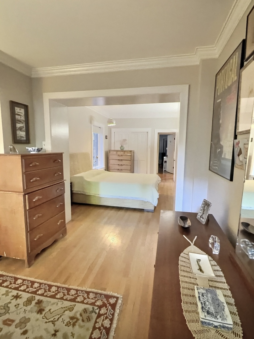 2921 North Pine Grove Avenue, Unit 1 Chicago, IL 60657 - Photo 27 of 44