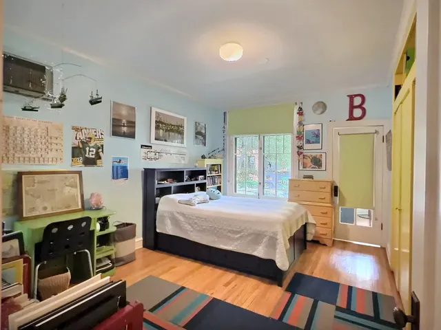 $6,500 | 2921 North Pine Grove Avenue, Unit 1, Chicago, IL 60657