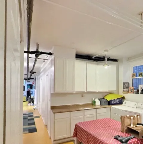 $6,500 | 2921 North Pine Grove Avenue, Unit 1, Chicago, IL 60657