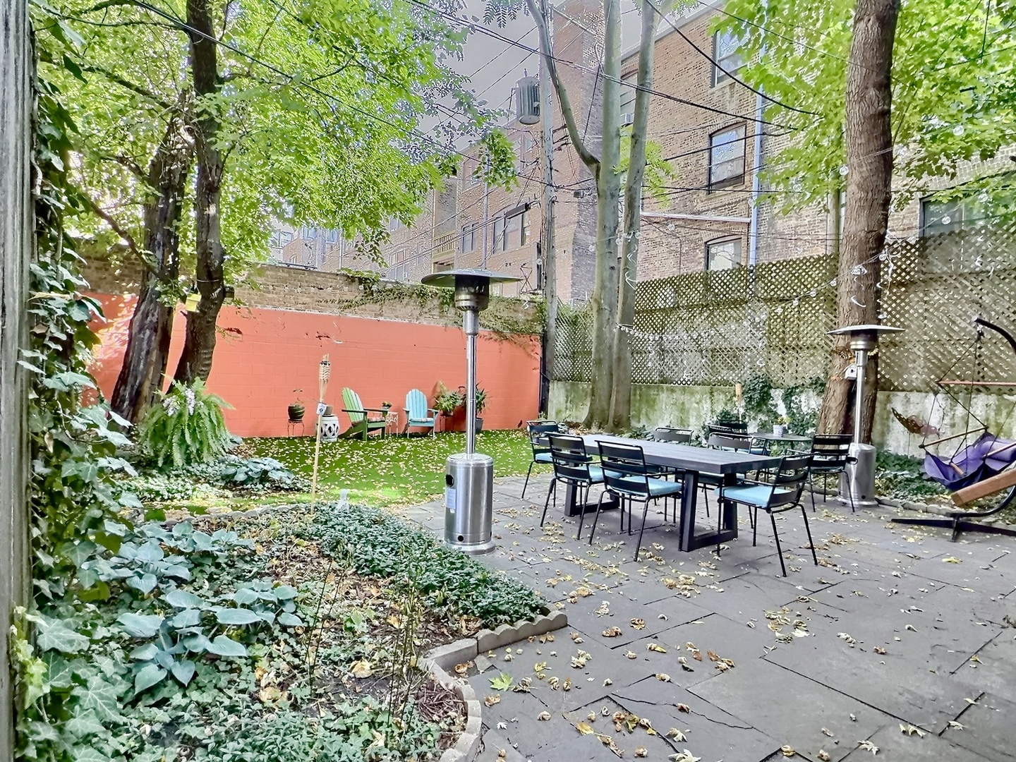 2921 North Pine Grove Avenue, Unit 1 Chicago, IL 60657 - Photo 41 of 44