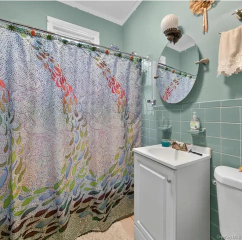 $1,200,000 | 839 East 228th Street | Wakefield