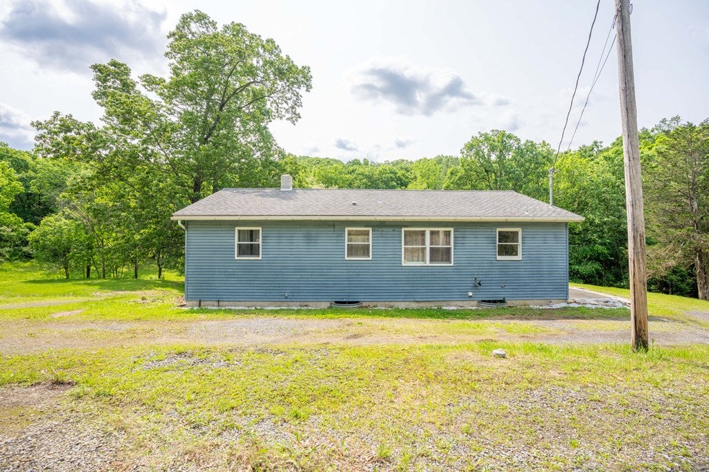 12001 Simon Fox Road Huntingdon, PA 16652 - Photo 8 of 52 Gallery Image 8