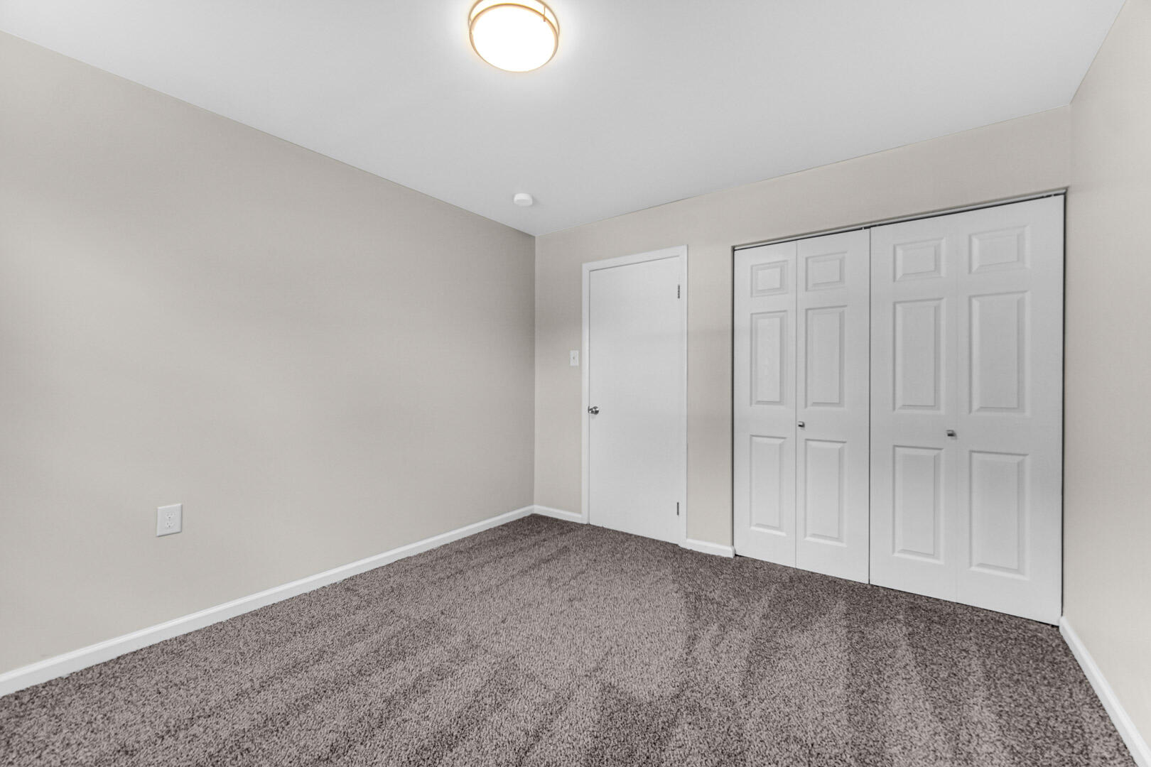 727 Capitol Road Valparaiso, IN 46385 - Photo 18 of 27 1620x1080