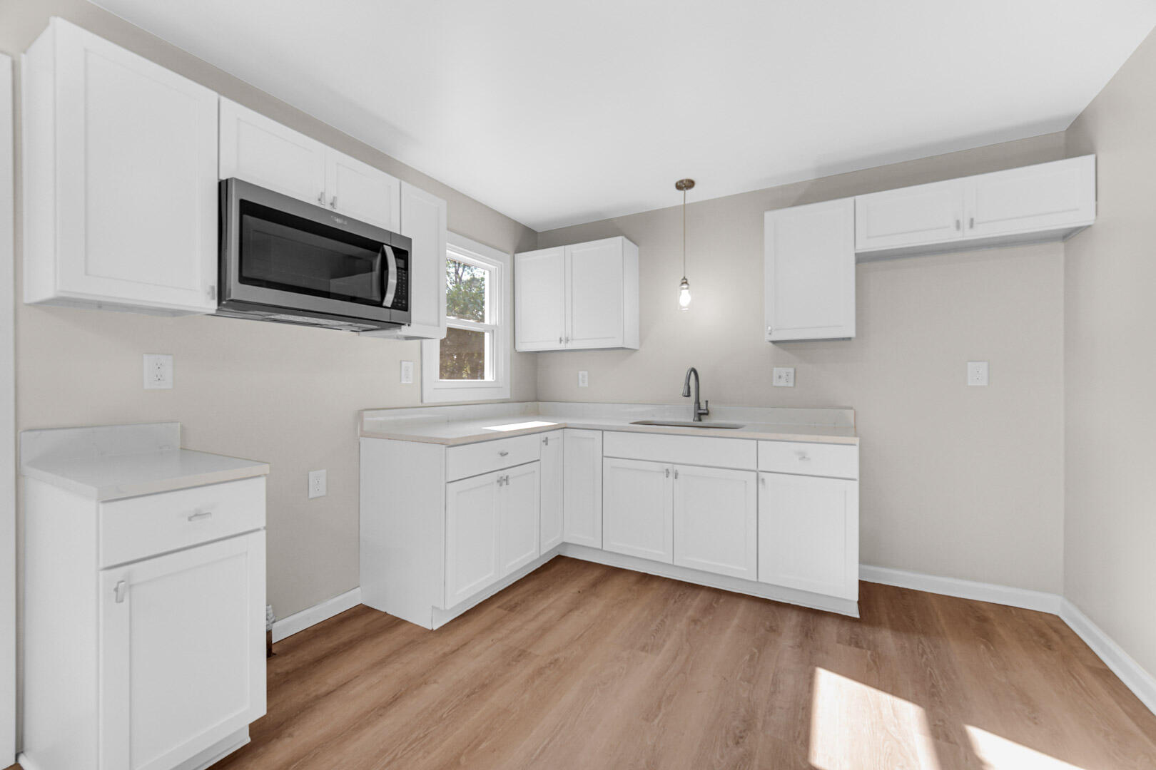 727 Capitol Road Valparaiso, IN 46385 - Photo 8 of 27 1620x1080