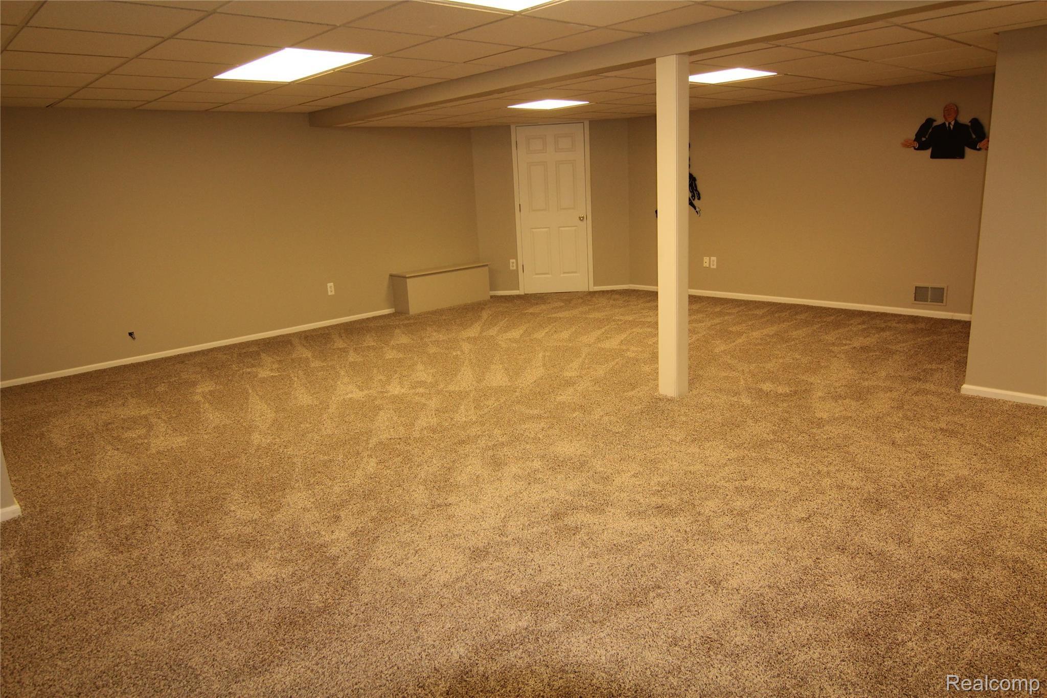 449 Newcastle Lane, Unit 44 Romeo, MI 48065 - Photo 25 of 30 IMG_2570.JPG