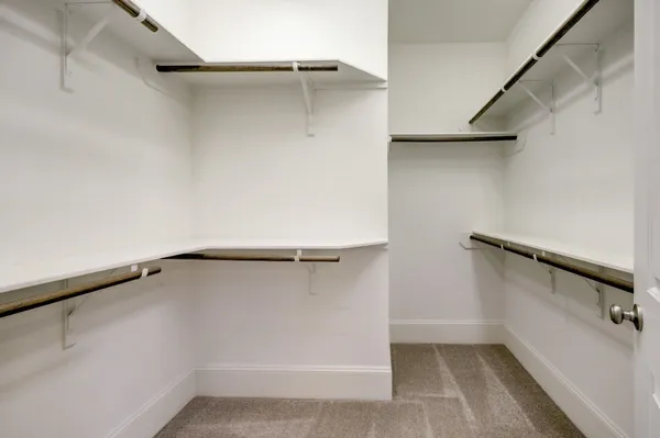 $3,350 | 726 North Shepherd Drive, Houston, TX 77007