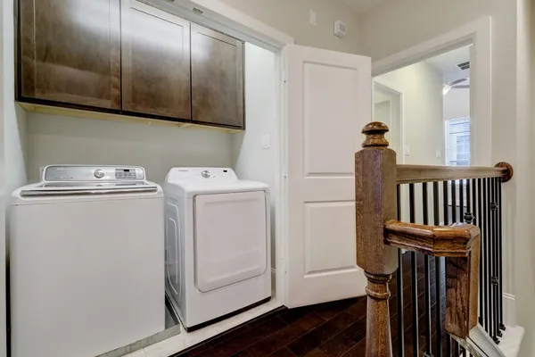 $3,350 | 726 North Shepherd Drive, Houston, TX 77007