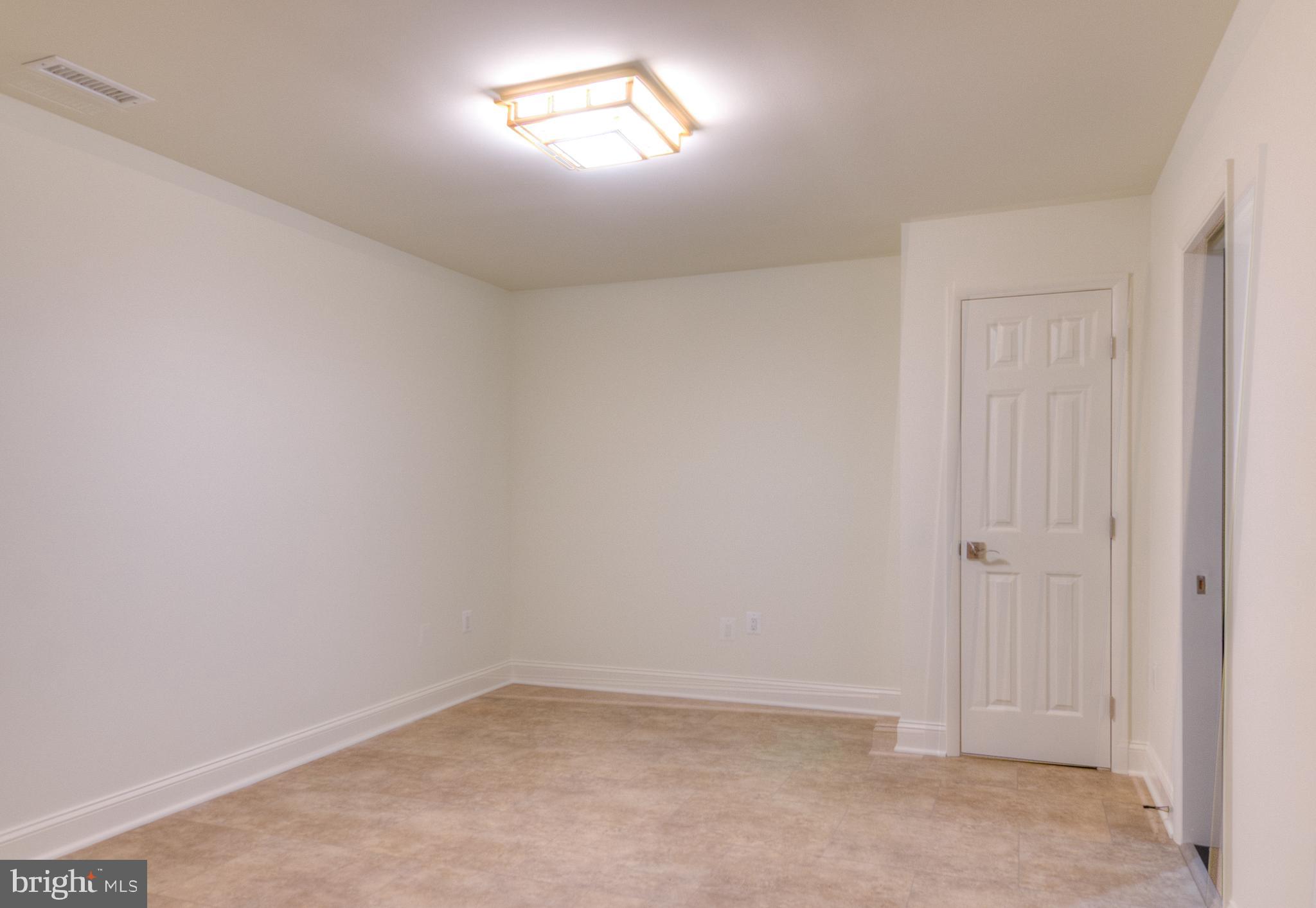 12127 Captiva Court Reston, VA 20191 - Photo 25 of 32 basement bonus room