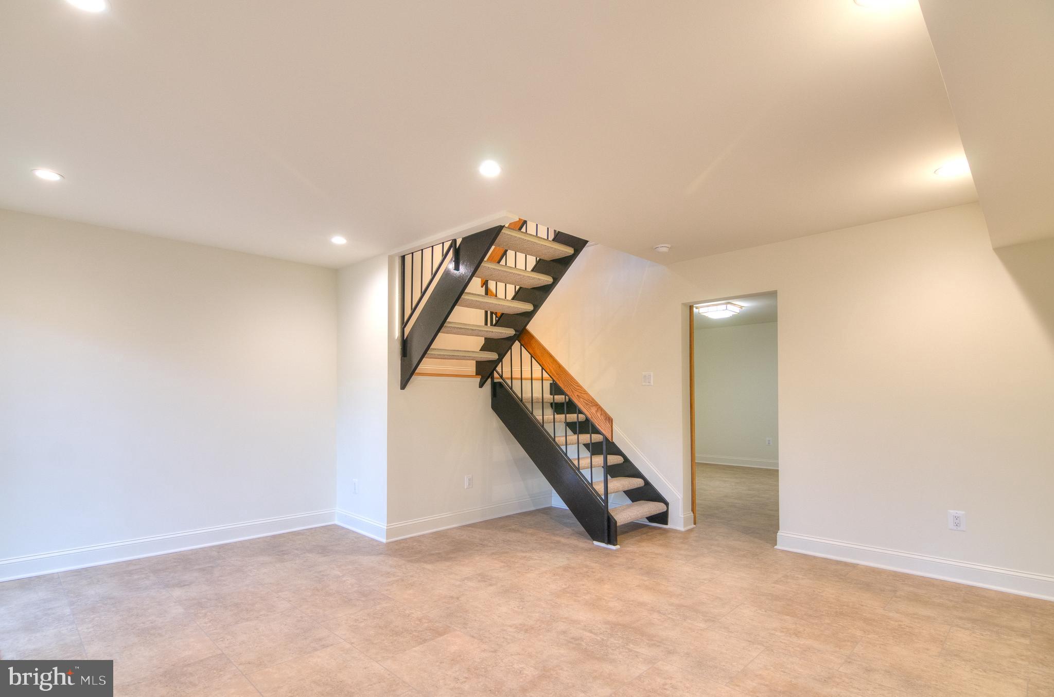 12127 Captiva Court Reston, VA 20191 - Photo 27 of 32 basement living room