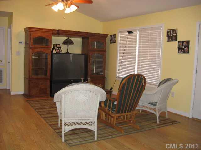 184 Suwanee Road Troy, NC 27371 - Photo 4 of 7 Gallery Image 4