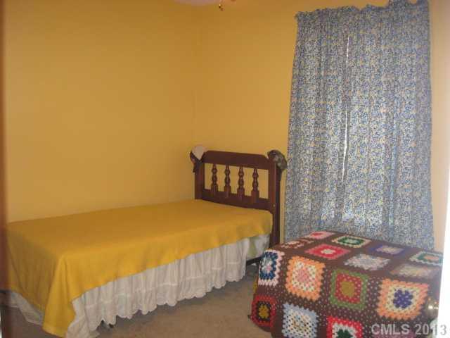 184 Suwanee Road Troy, NC 27371 - Photo 6 of 7 Gallery Image 6