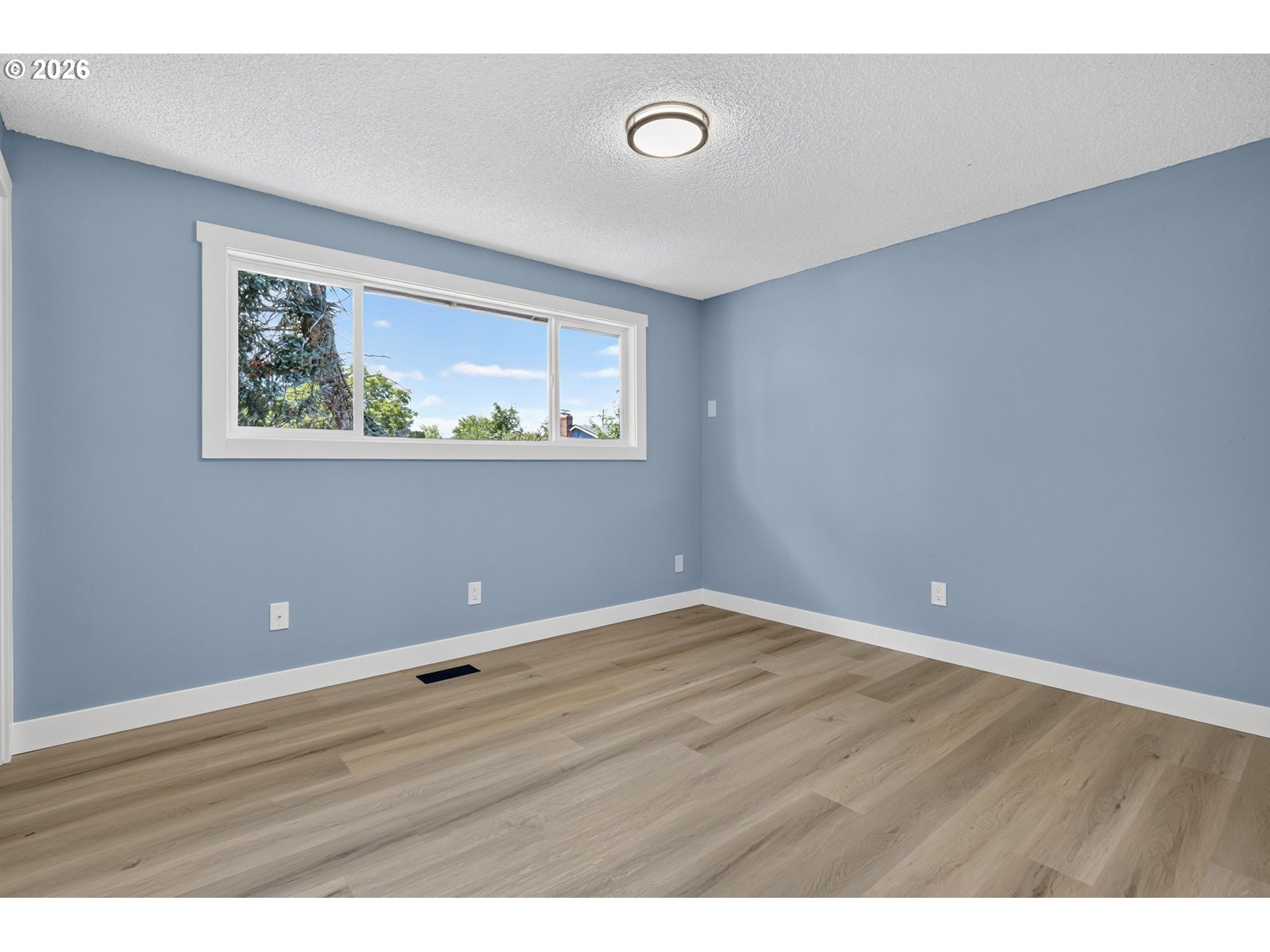 5685 Southwest 207th Avenue Beaverton, OR 97078 - Photo 14 of 43 Primary Bedroom