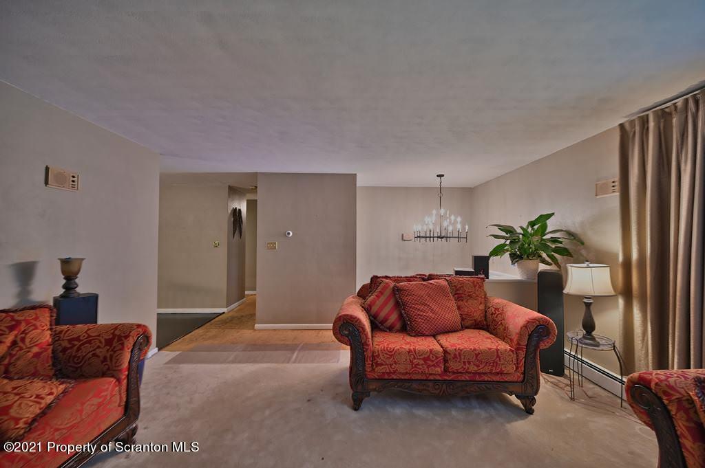 205 Wilcrest Road Moscow, PA 18444 - Photo 11 of 70 Gallery Image 11