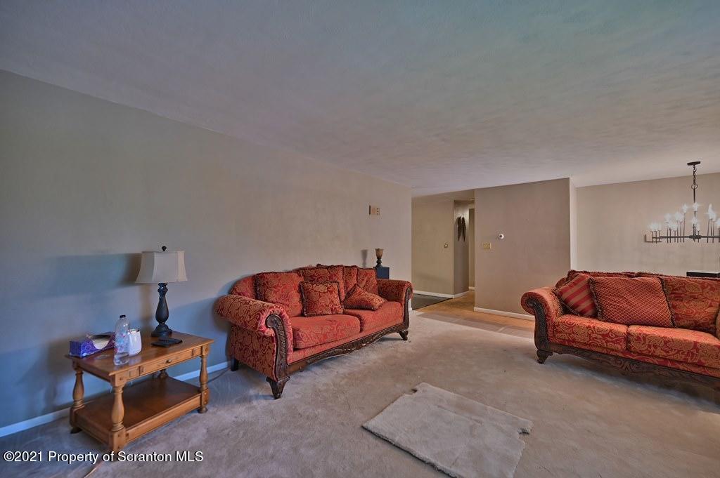 205 Wilcrest Road Moscow, PA 18444 - Photo 10 of 70 Gallery Image 10